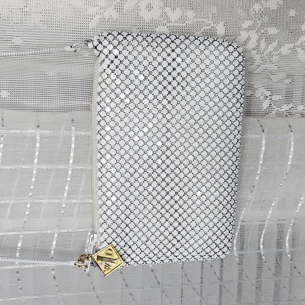 Vintage Whiting & Davis Crossbody White Mesh Chain Mail Crossbody Handbag Purse